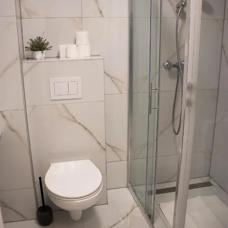 Figurin Apartman *